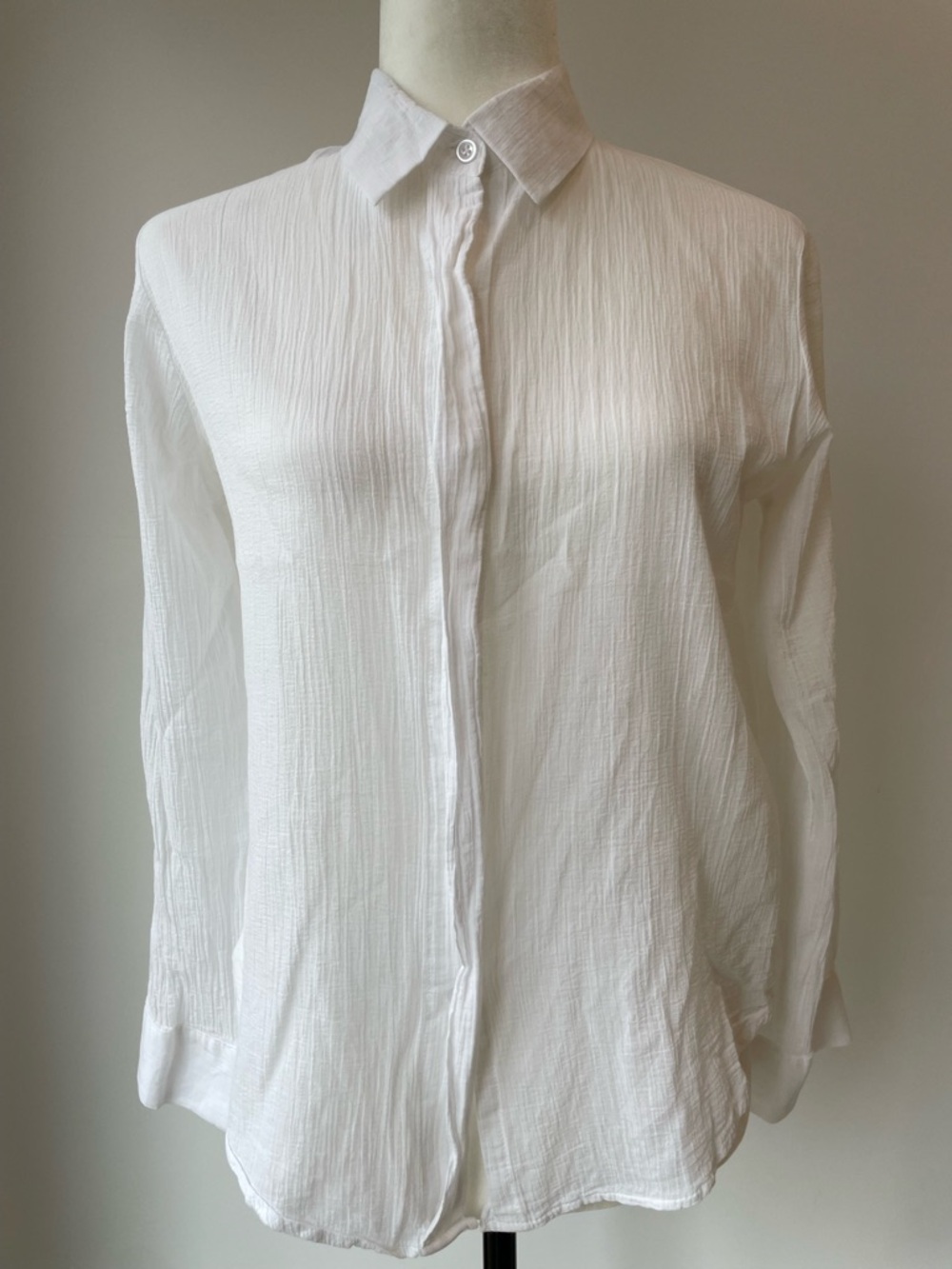 Simons White Crinkle Button-Down Shirt